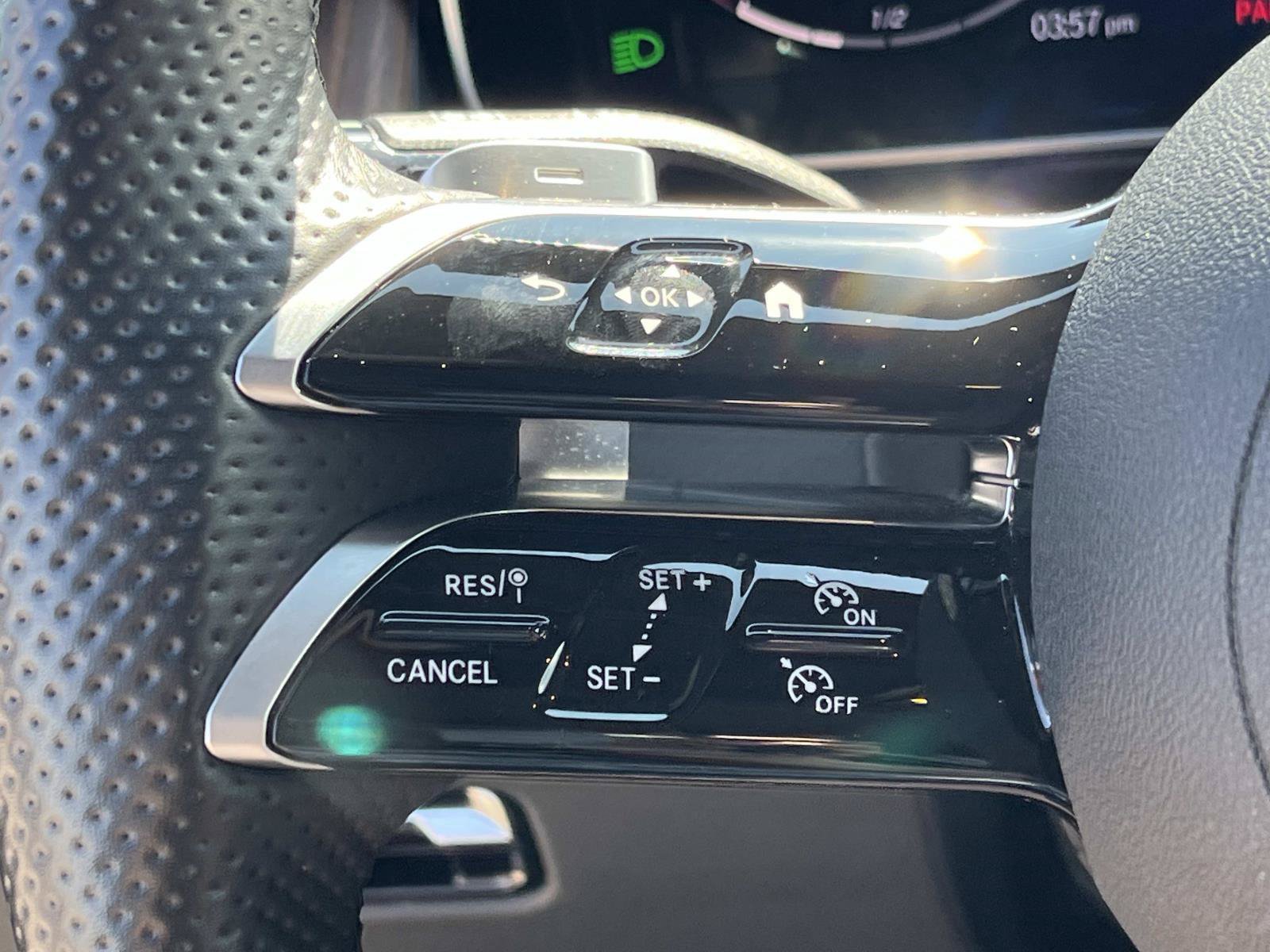 Certified 2024 Mercedes-Benz GLC 300 4MATIC image 39