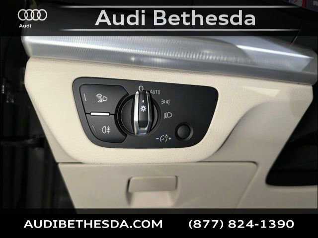 Certified 2025 Audi Q5 2.0T Premium w/ Convenience Plus Package image 15