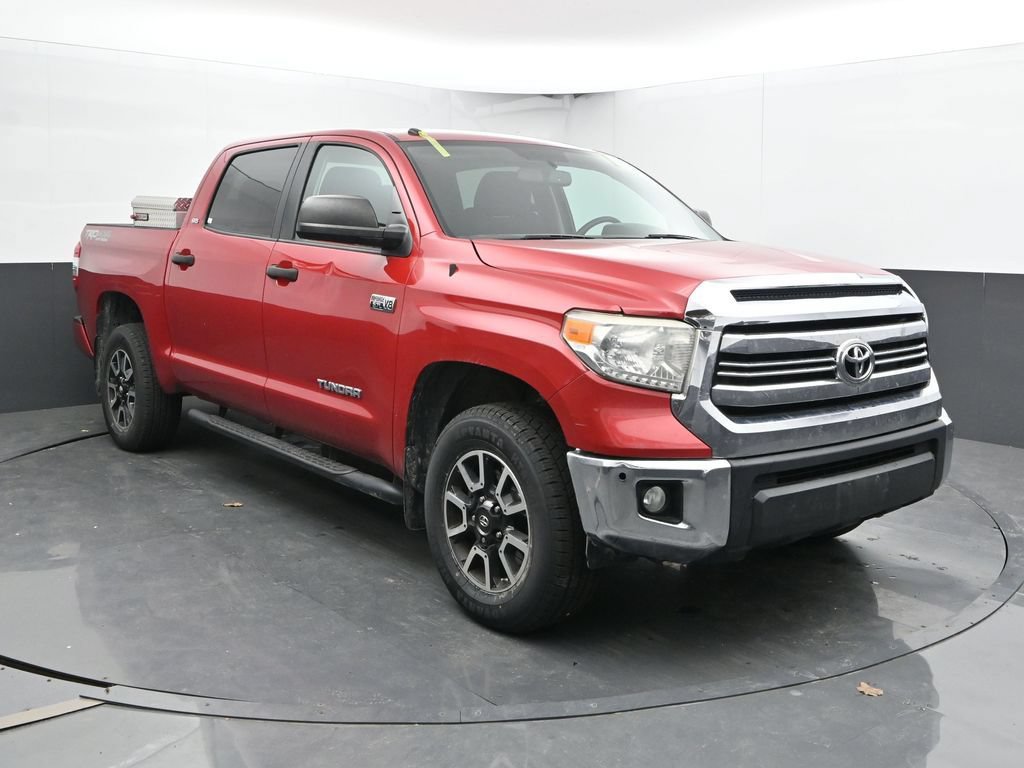 Used 2017 Toyota Tundra SR5 w/ TRD Off Road Package AWD/4WD image 5