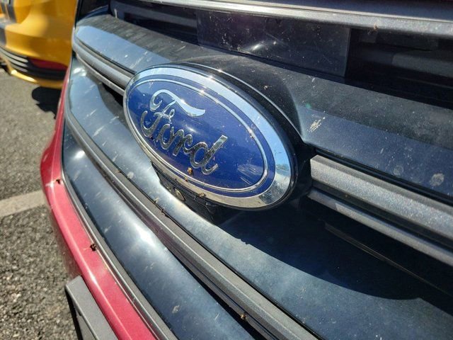 Used 2015 Ford Edge Sport w/ Equipment Group 401A AWD/4WD image 11