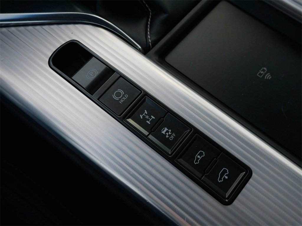 Used 2022 Lexus LX 600 F Sport image 24