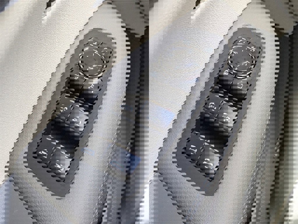 New 2025 Cadillac XT5 Premium Luxury w/ Technology Package image 30