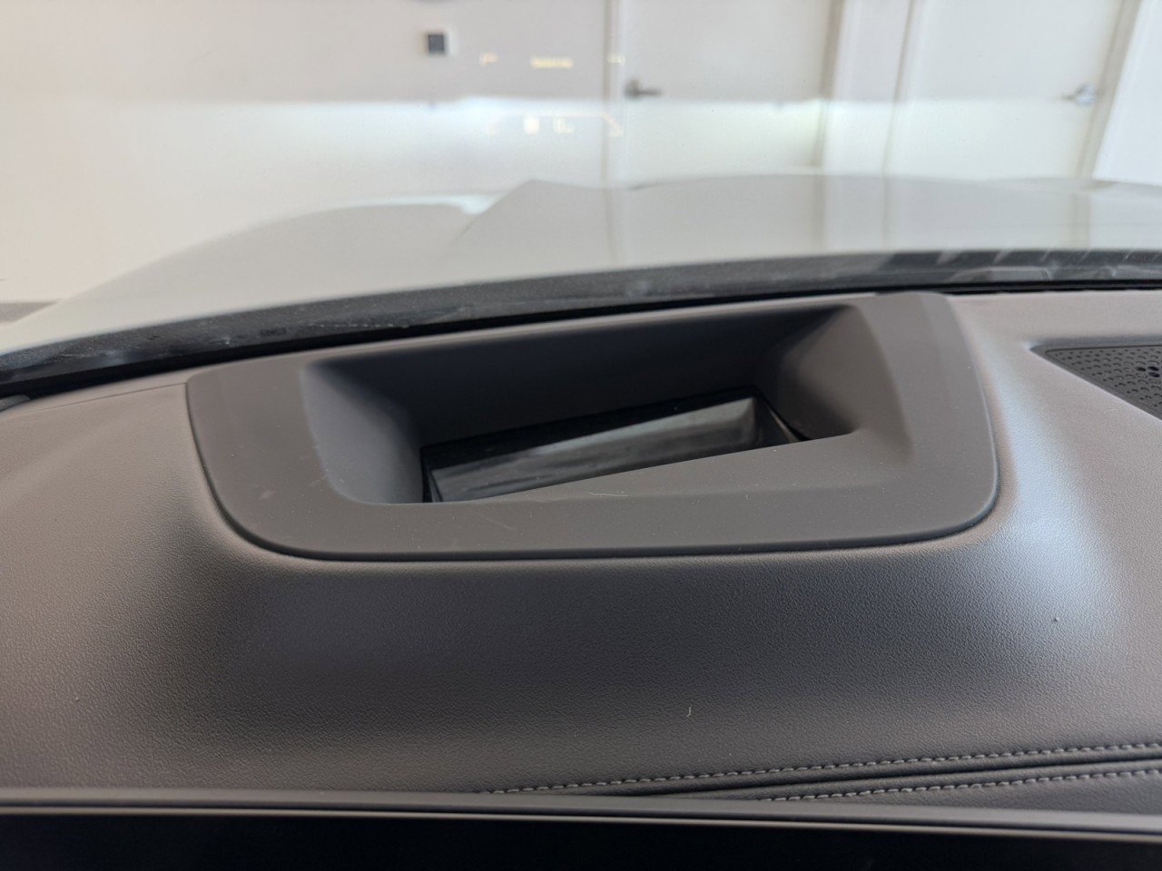 Used 2024 BMW X5 xDrive40i w/ M Sport Package image 17