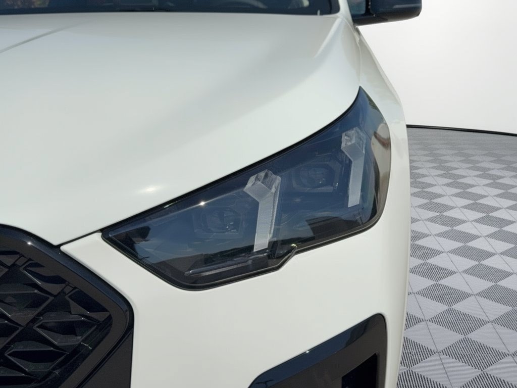New 2027 BMW X2 xDrive28i AWD/4WD image 12
