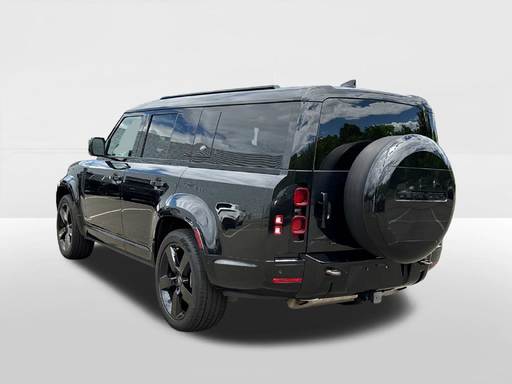 Certified 2023 Land Rover Defender 130 X-Dynamic SE AWD/4WD image 2