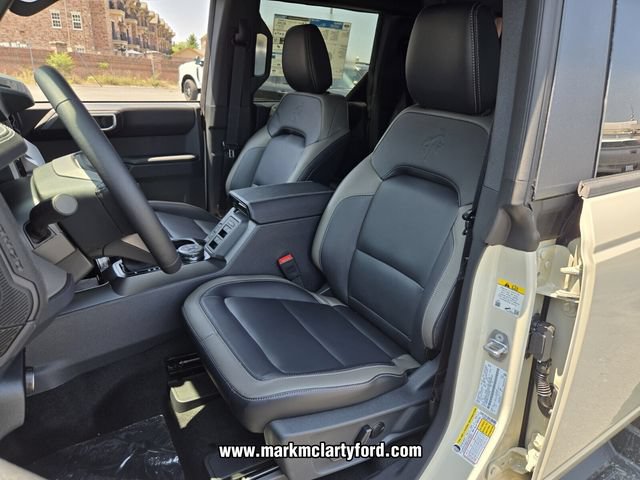 New 2026 Ford Bronco Outer Banks w/ Sasquatch Package AWD/4WD image 9