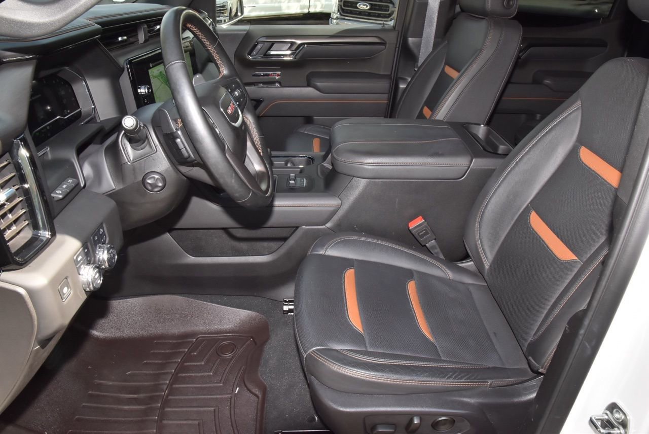 Used 2025 GMC Sierra 1500 AT4 w/ AT4 Premium Package image 13
