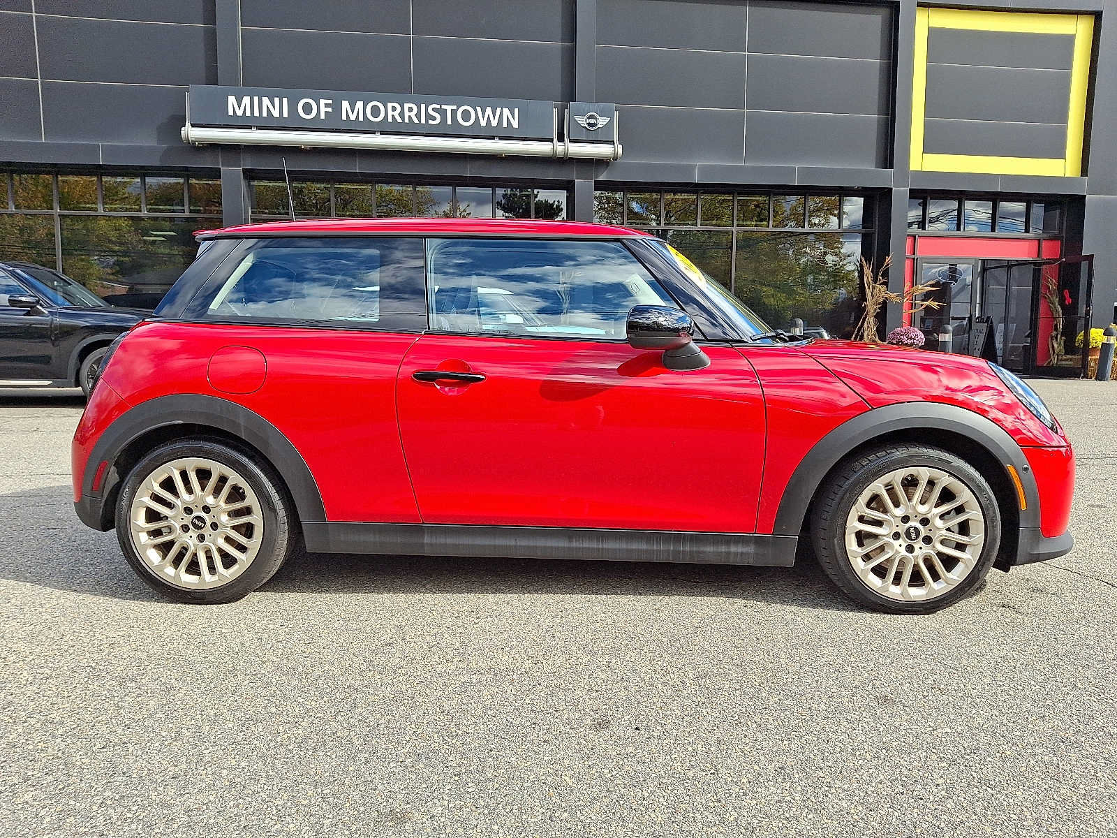 Used 2025 MINI Cooper S FWD image 7