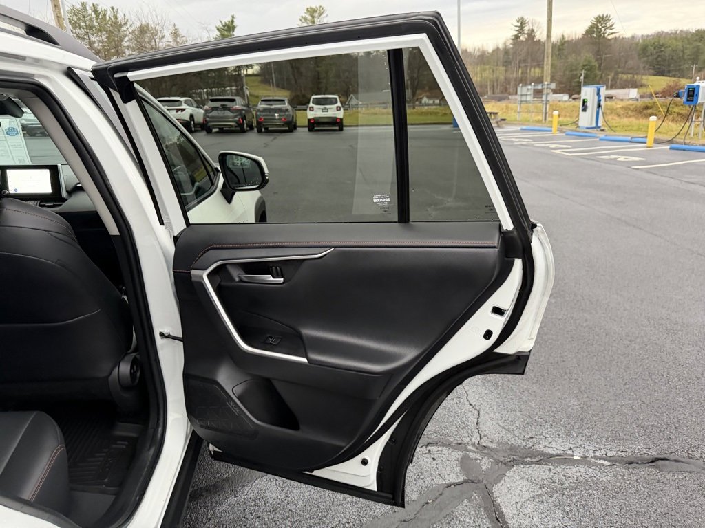 Used 2024 Toyota RAV4 Adventure image 24