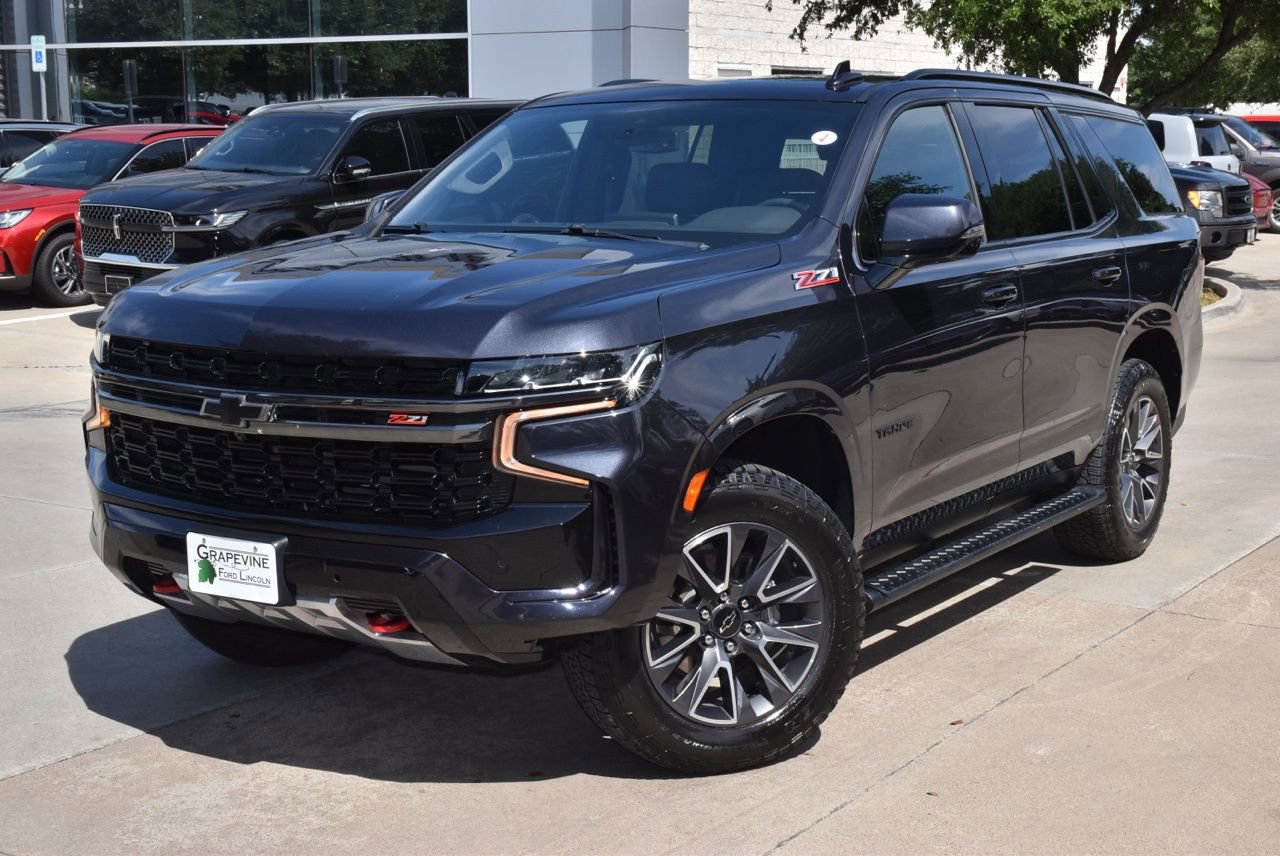 Used 2022 Chevrolet Tahoe Z71 w/ Luxury Package AWD/4WD image 44