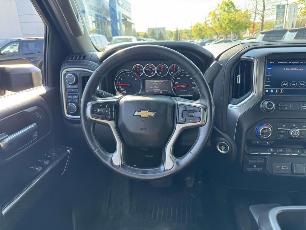 Used 2022 Chevrolet Silverado 3500 LT w/ Convenience Package AWD/4WD image 16