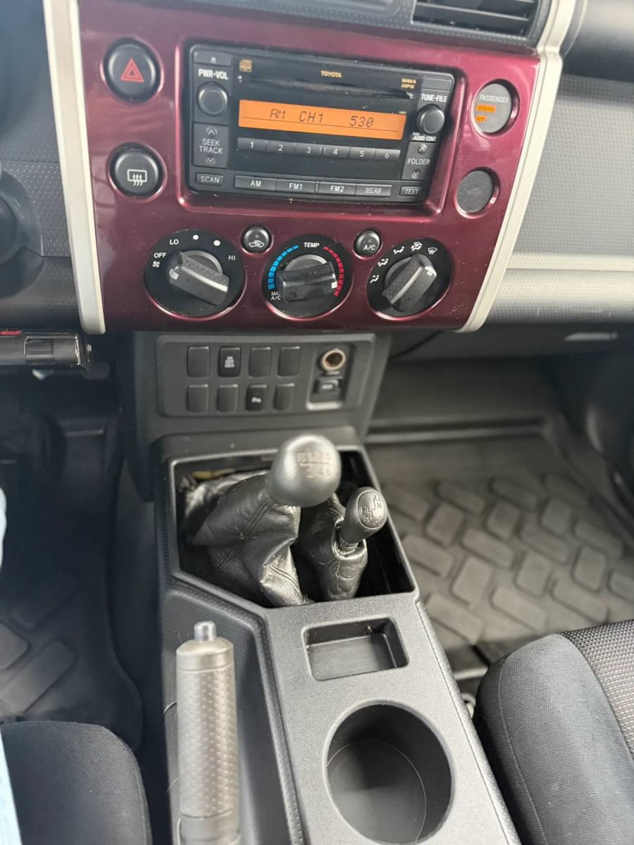 Used 2007 Toyota FJ Cruiser 4WD image 24