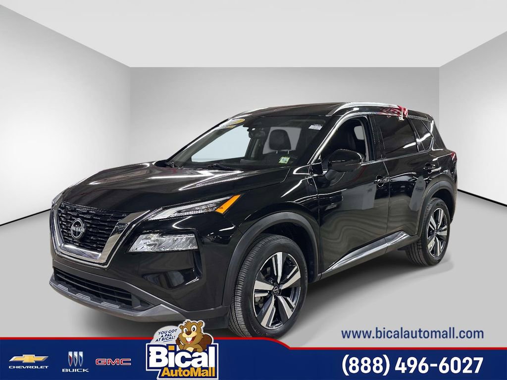 Used 2023 Nissan Rogue SL image 1