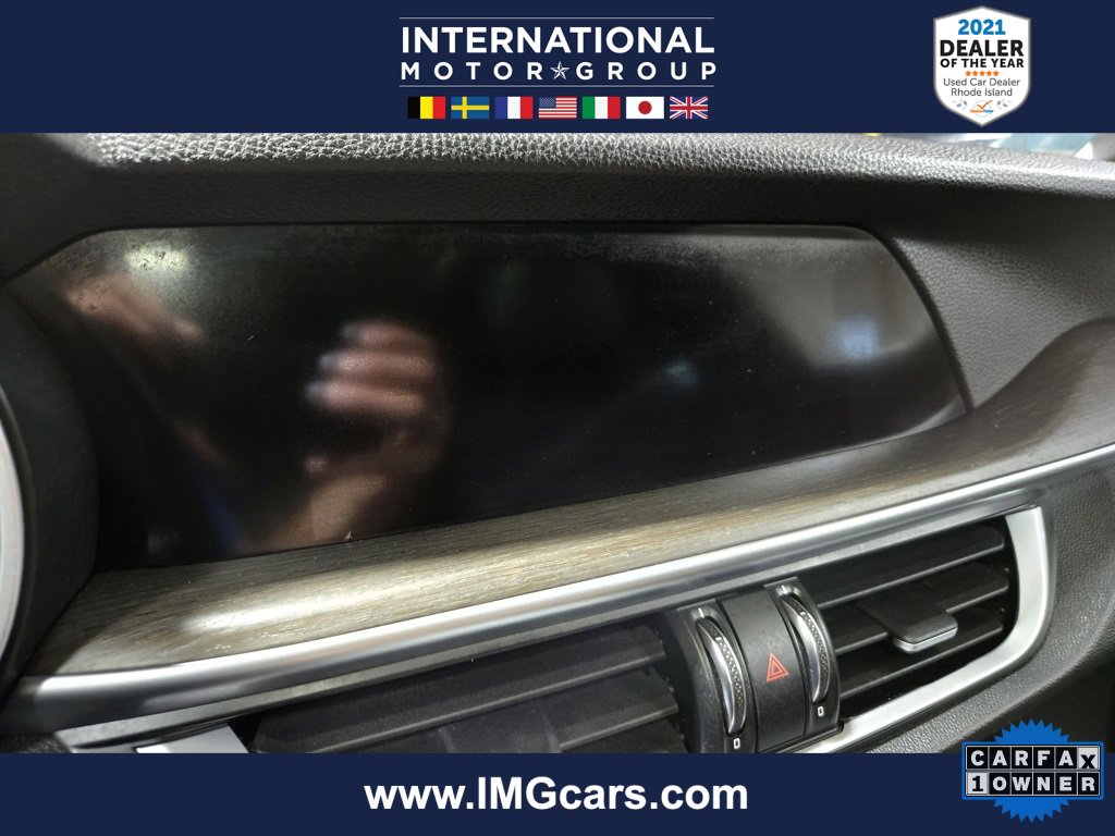 Used 2022 Alfa Romeo Stelvio Ti image 22