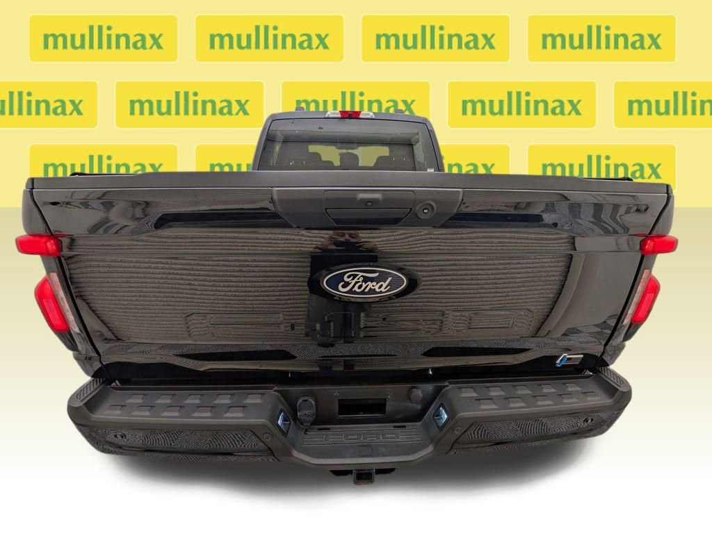 Used 2025 Ford F150 Lightning XLT image 35