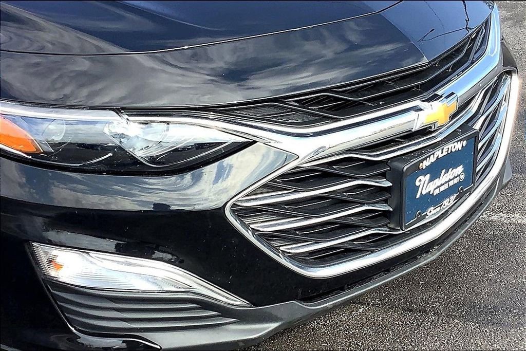 Used 2022 Chevrolet Malibu LS image 34