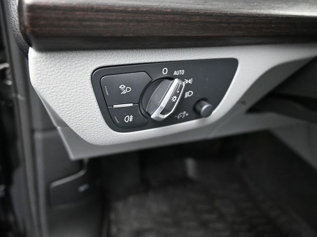 Used 2024 Audi Q5 2.0T Premium image 13