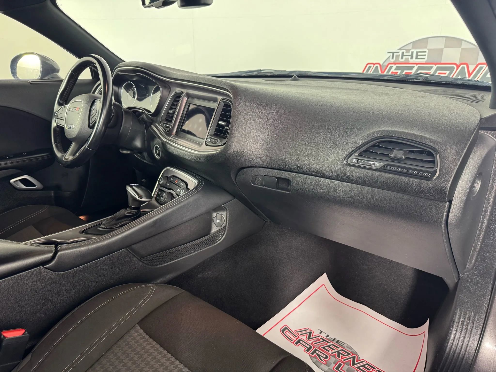 Used 2021 Dodge Challenger SXT image 12