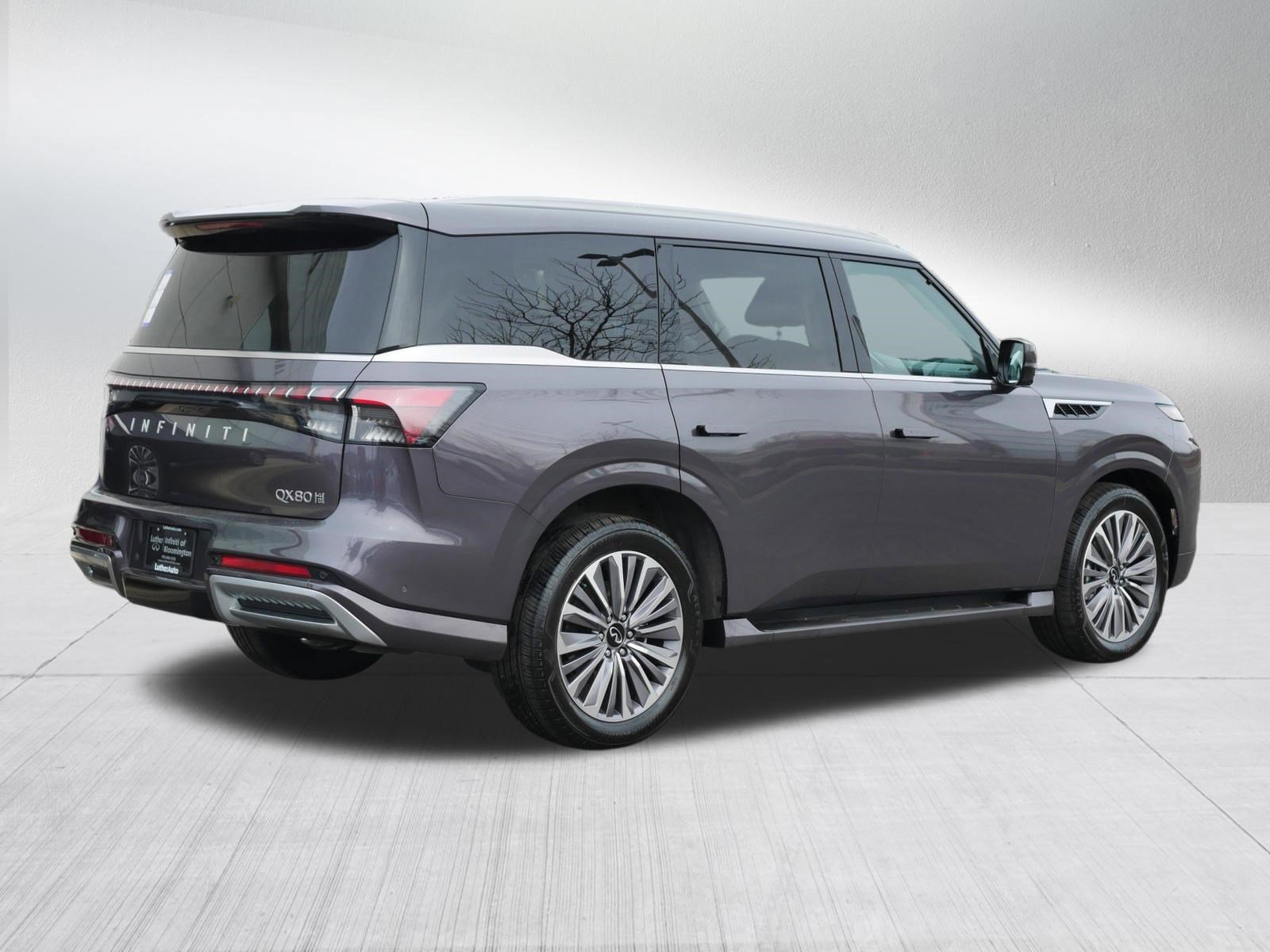 Certified 2025 INFINITI QX80 Luxe image 7