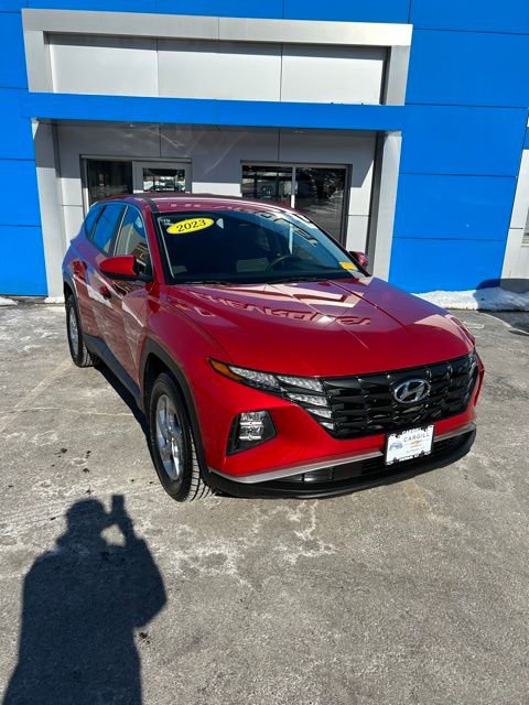 Used 2023 Hyundai Tucson SE image 2