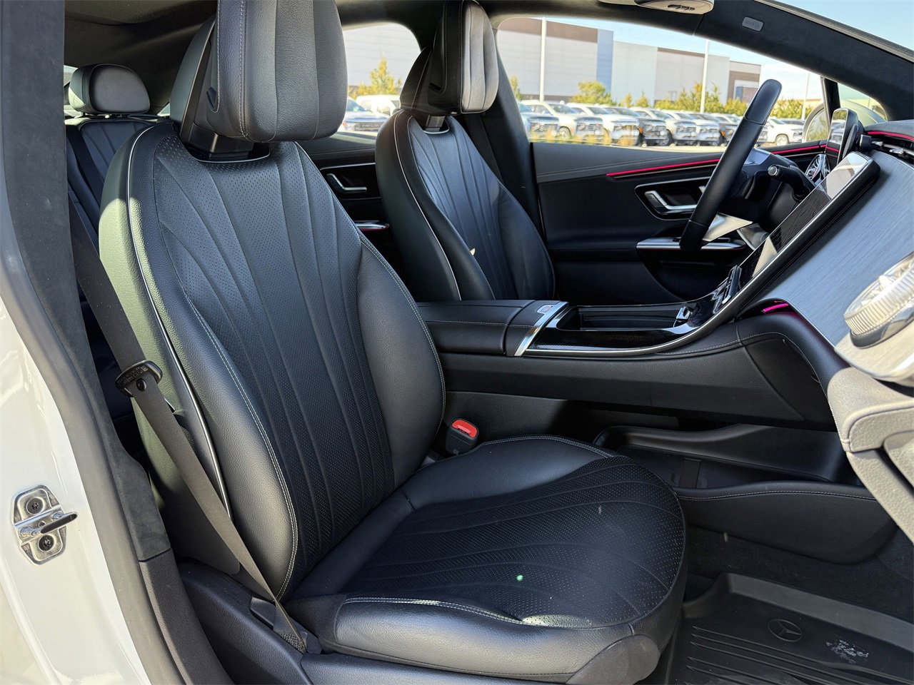 Used 2023 Mercedes-Benz EQE 500 4MATIC Sedan image 23