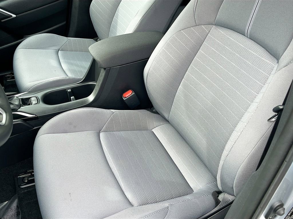 Used 2025 Toyota Corolla Cross AWD Hybrid image 19