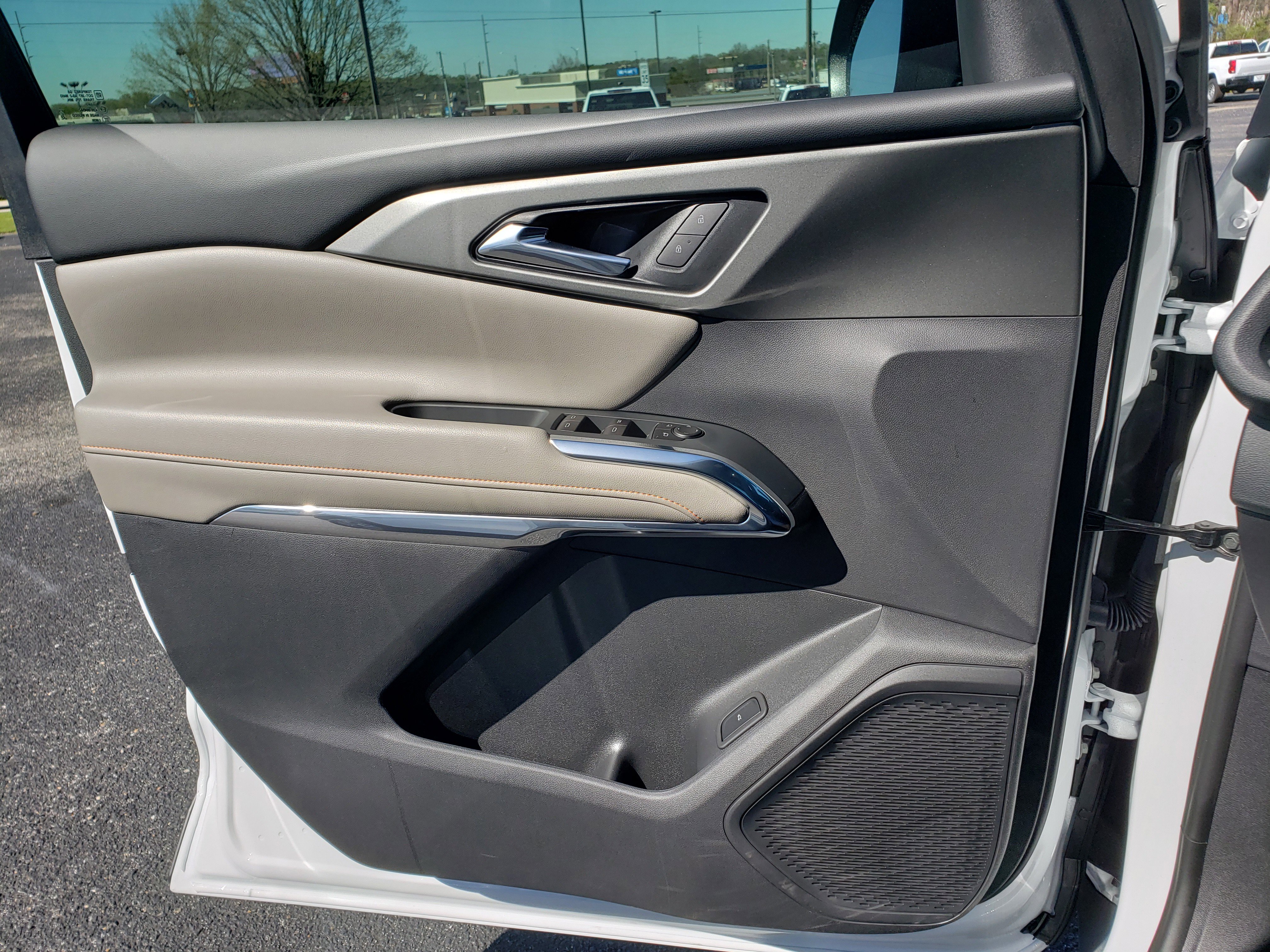 New 2026 Chevrolet Traverse LT w/ LPO, Floor Liner Package image 14