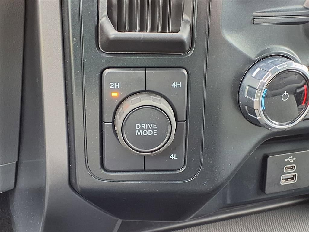 Used 2025 Ford F150 XLT w/ Equipment Group 301A Standard image 11