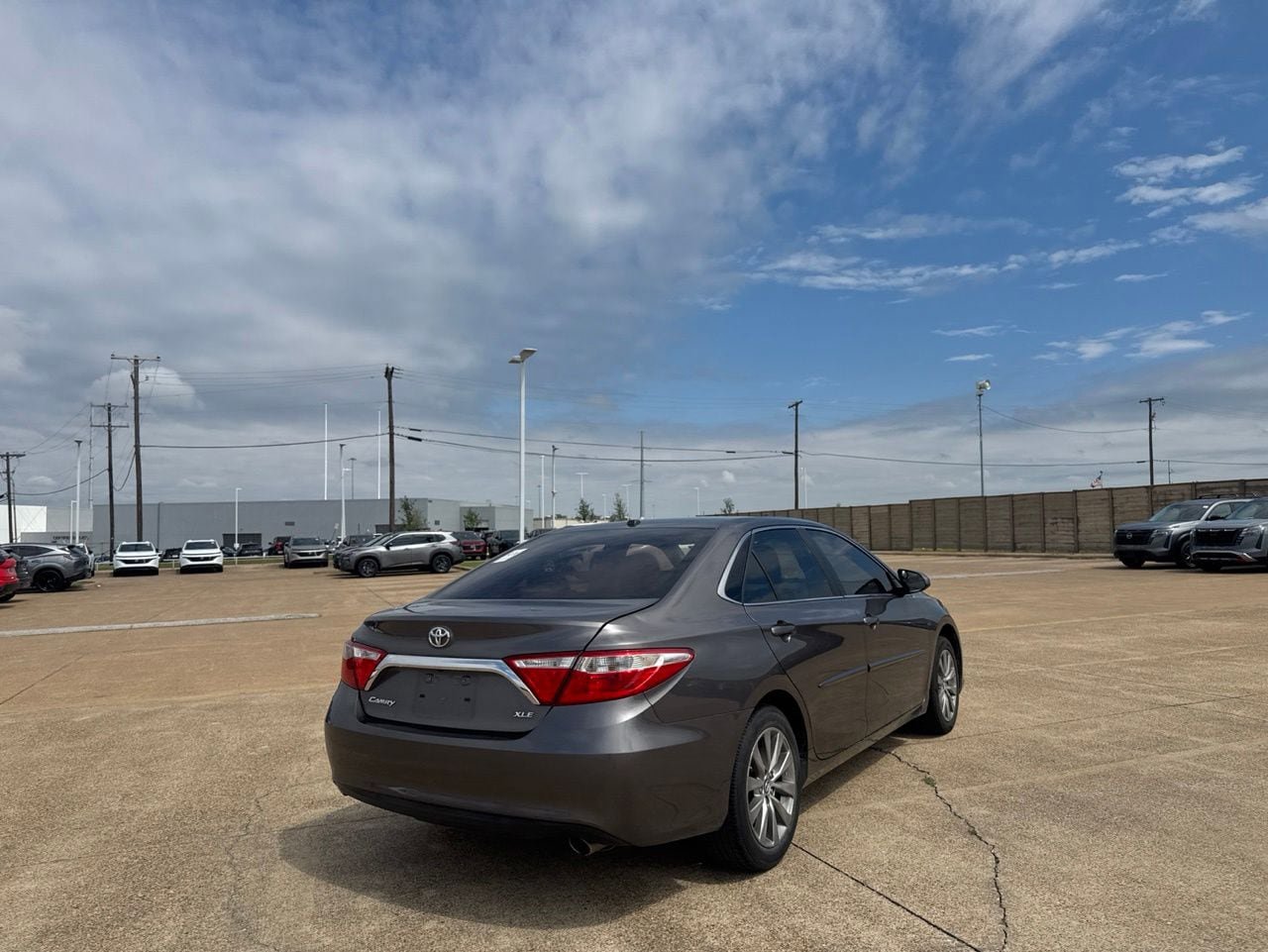 Used 2017 Toyota Camry XLE FWD image 20