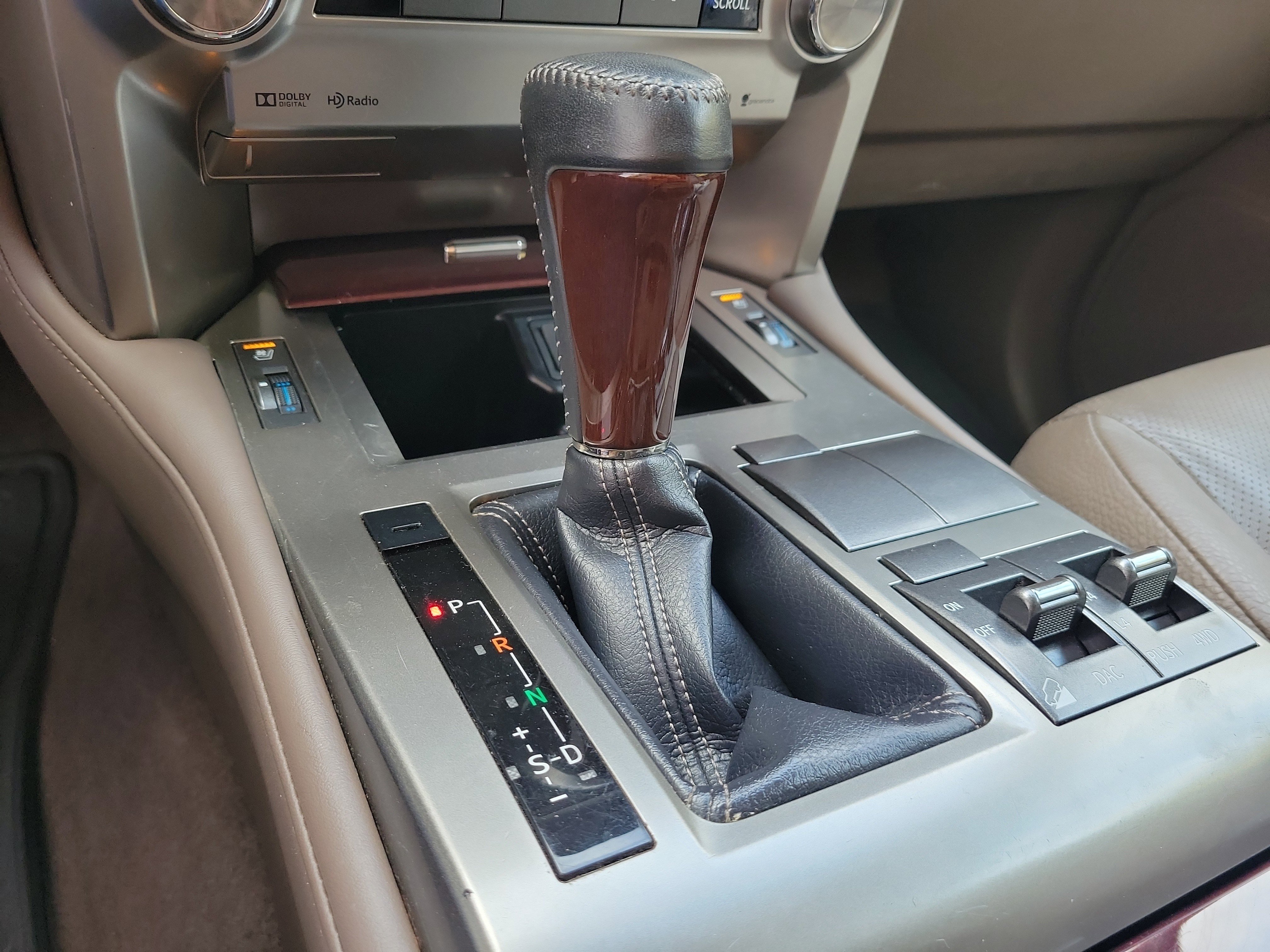 Used 2019 Lexus GX 460 image 31