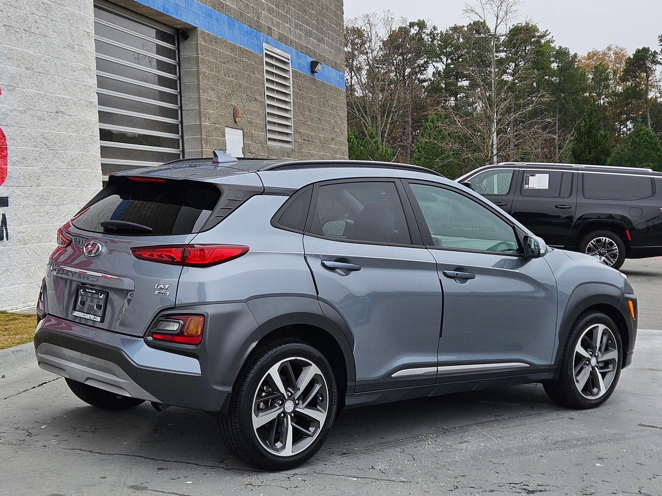 Used 2021 Hyundai Kona Ultimate w/ Cargo Package image 7