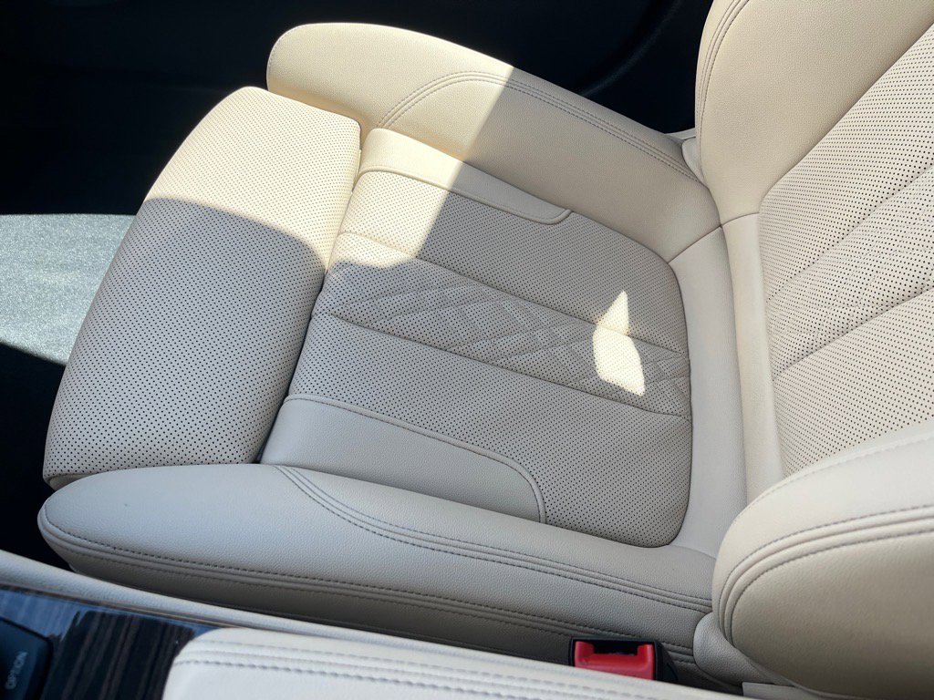 Used 2021 BMW 530i xDrive w/ Convenience Package image 34