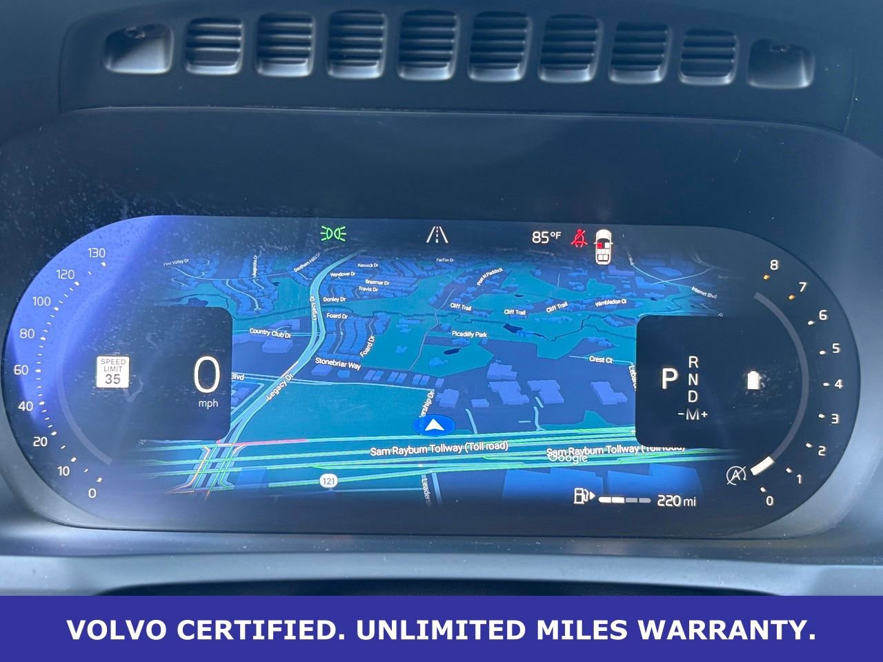 Certified 2025 Volvo XC90 B6 Plus image 17