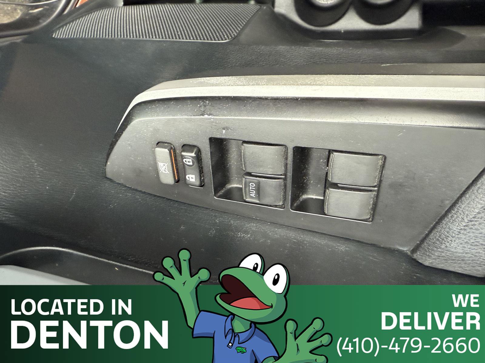 Used 2017 Toyota Tundra SR5 w/ SR5 Upgrade Package image 17