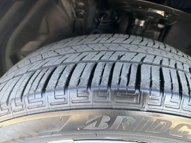 Certified 2024 Toyota Venza XLE image 33