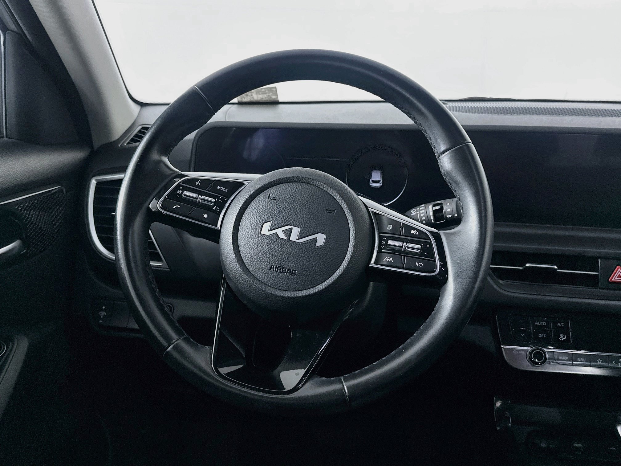 Used 2026 Kia Seltos EX FWD image 18