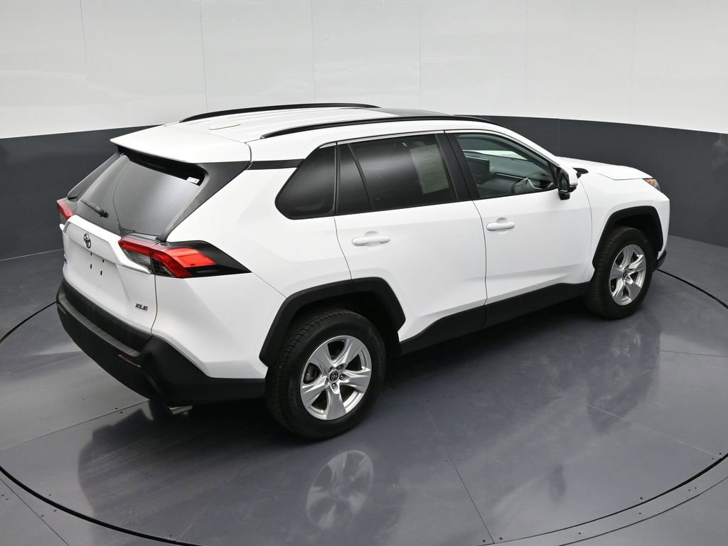 Used 2021 Toyota RAV4 XLE w/ Convenience Package image 15