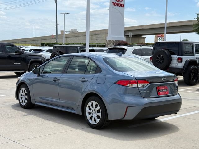Used 2025 Toyota Corolla LE w/ Carpet Mat Package (TMS) FWD image 4