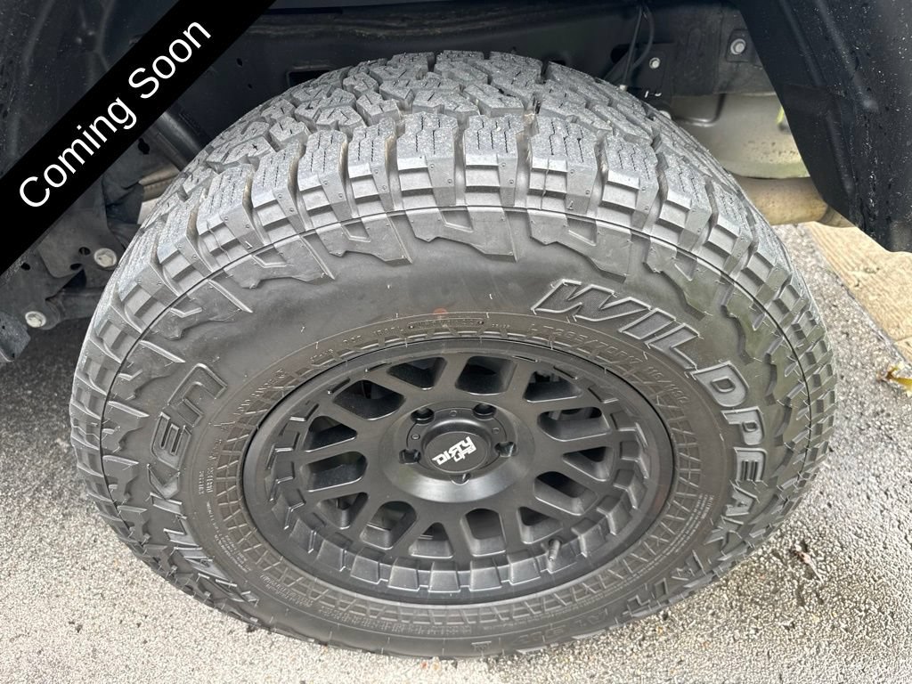 Used 2023 Jeep Gladiator Rubicon w/ LED Lighting Group AWD/4WD image 22