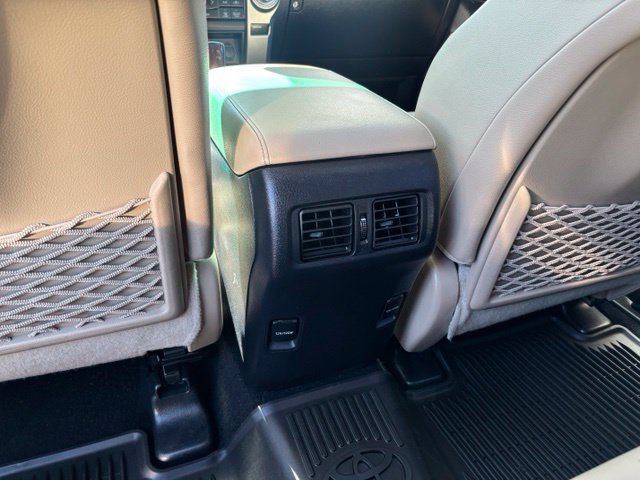 Used 2017 Toyota 4Runner Limited AWD/4WD image 37