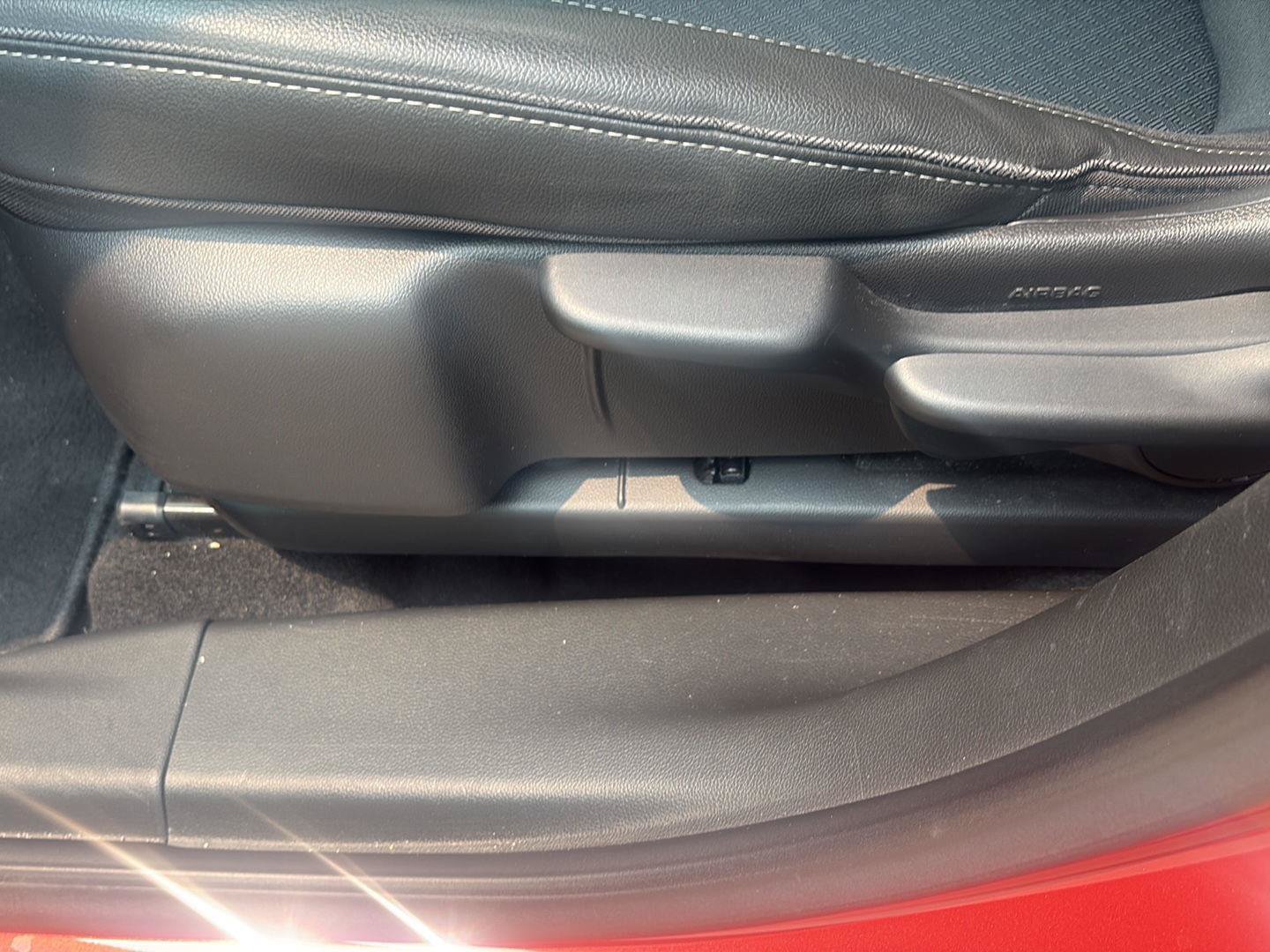 Certified 2024 Buick Encore GX Preferred FWD image 30