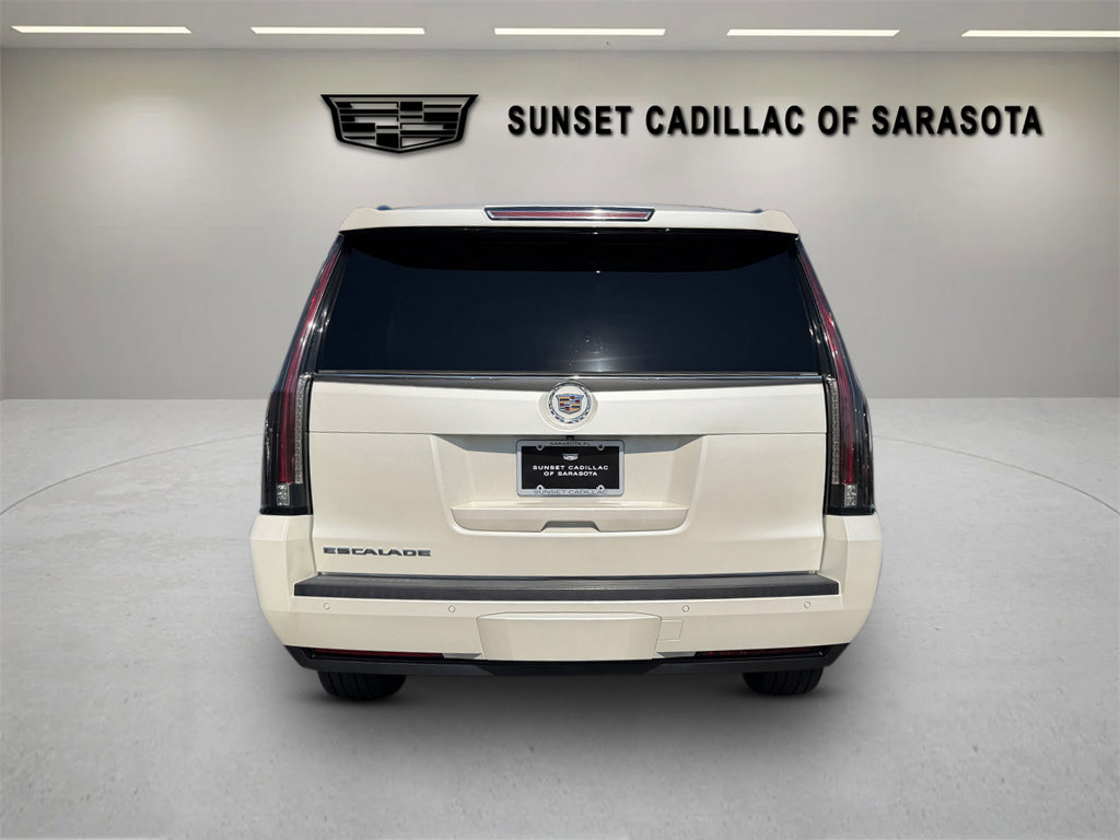 Used 2015 Cadillac Escalade ESV Luxury image 4