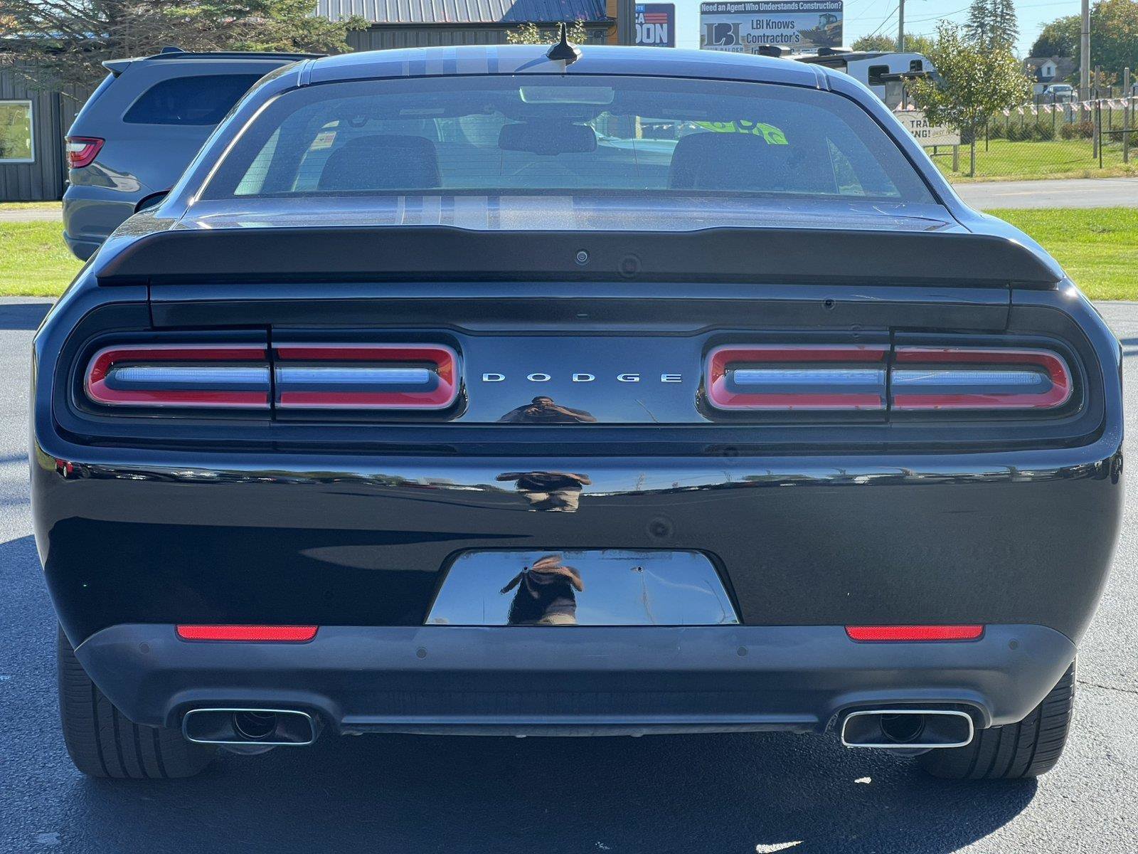 Used 2018 Dodge Challenger R/T Plus RWD image 12