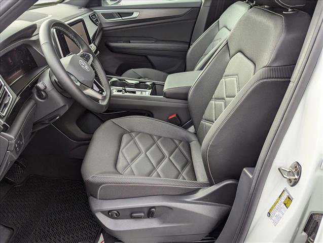 New 2025 Volkswagen Atlas Cross Sport SE image 4