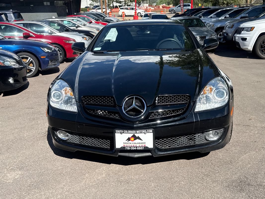 Used 2009 Mercedes-Benz SLK 300 image 2