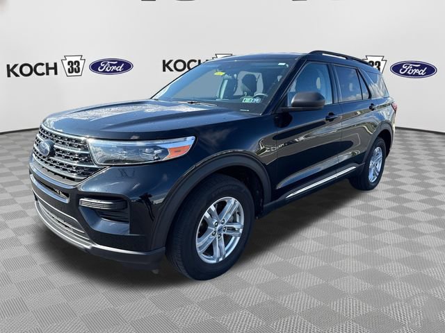 Used 2023 Ford Explorer XLT AWD/4WD image 3