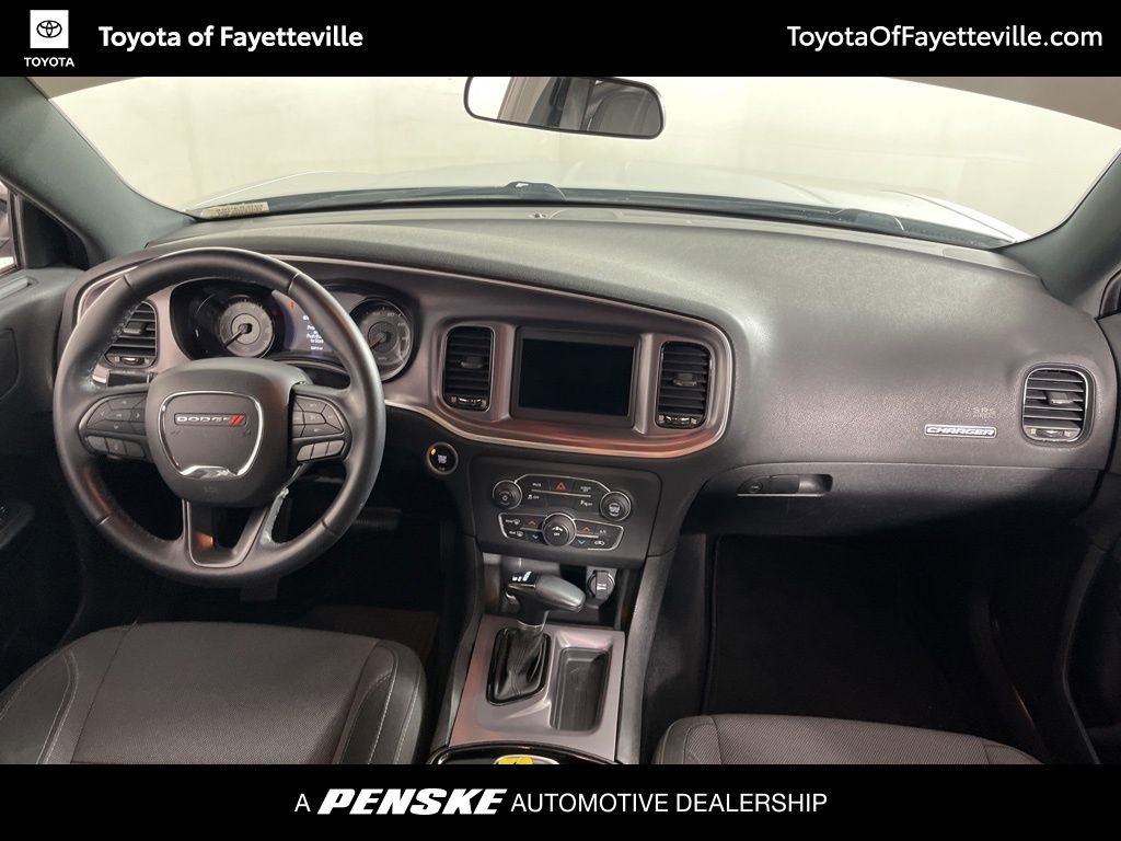 Used 2019 Dodge Charger SXT image 14