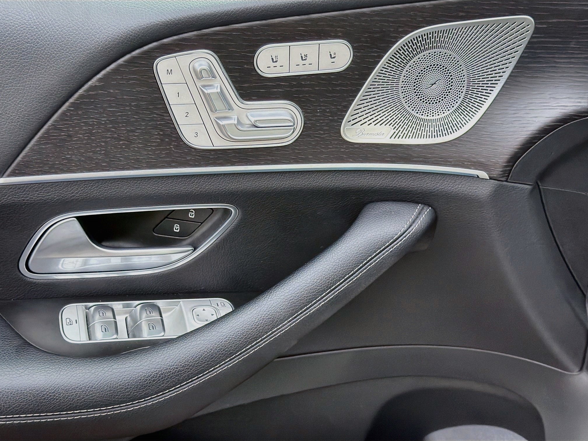 Used 2024 Mercedes-Benz GLS 450 4MATIC image 18