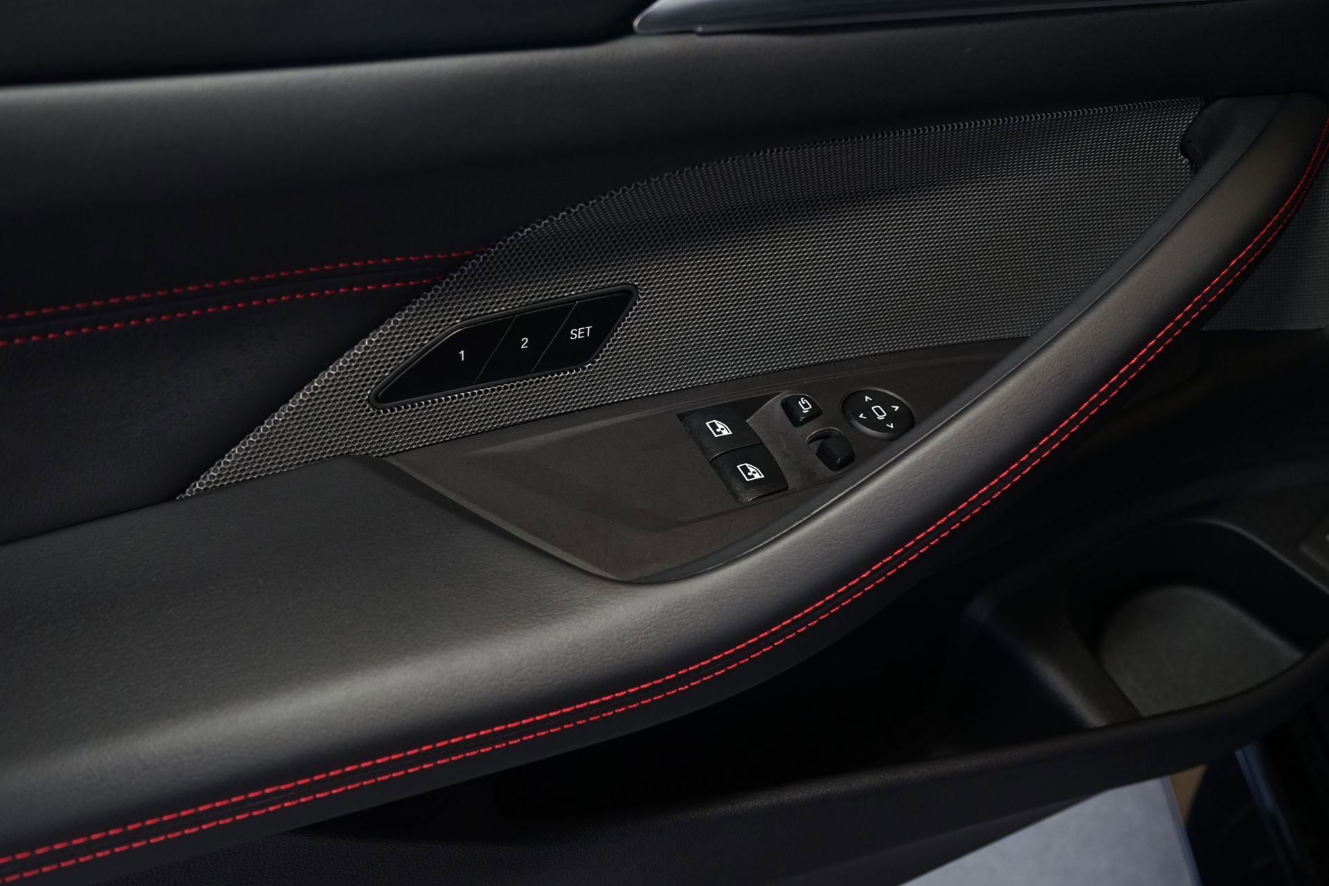 Used 2025 BMW M4 CS AWD/4WD image 32