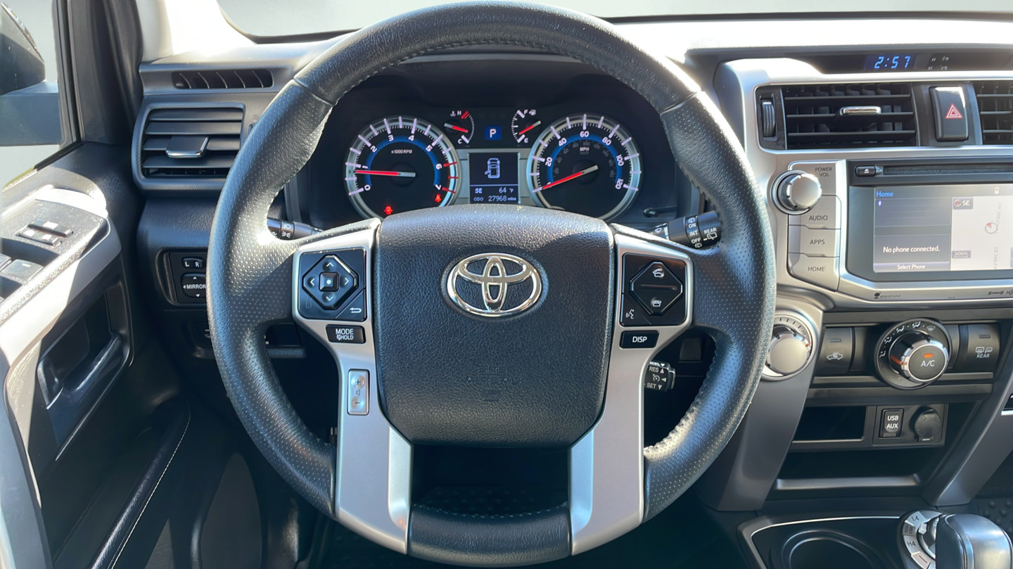 Certified 2018 Toyota 4Runner SR5 Premium AWD/4WD image 9